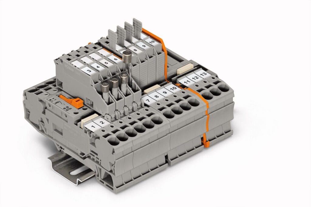 borne elétrico em trilho DIN